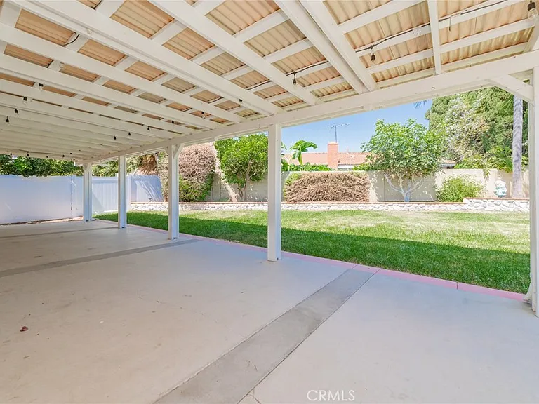 4881 Winvale Ave — Photo 18