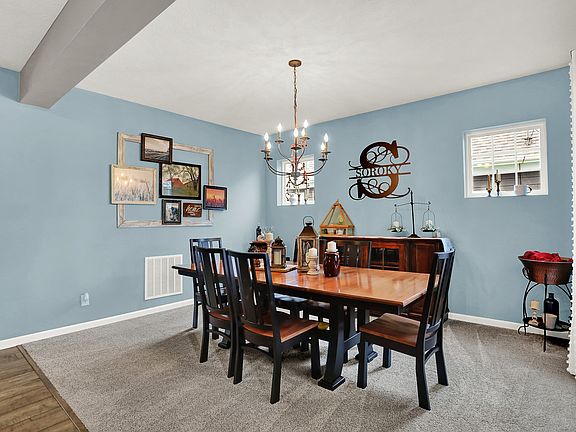 3rd image of 6344 Sugar Maple Dr