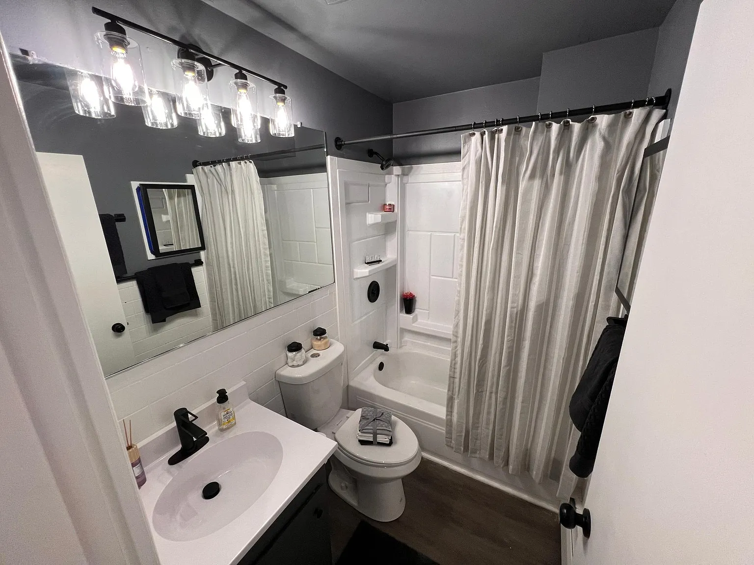 203 S Harris St — Photo 3