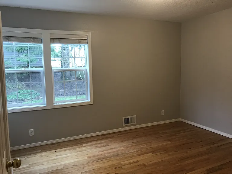 11950 NW Thompson Rd — Photo 11