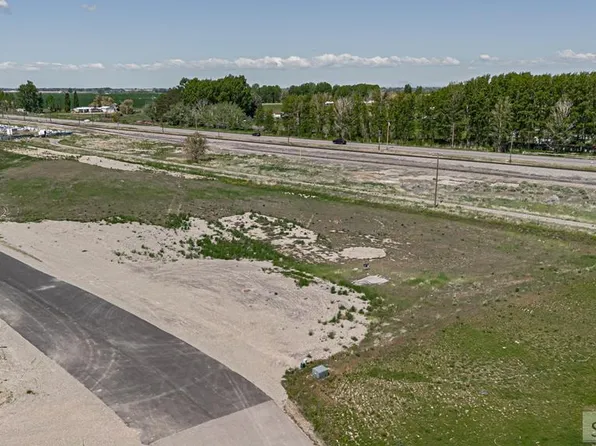 E 335 N, Blackfoot, ID 83221