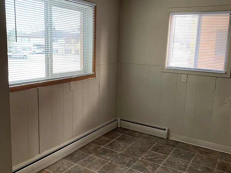 College Park Apartments — Photo 120