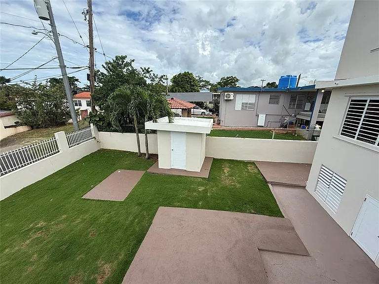1 Sector — Photo 35