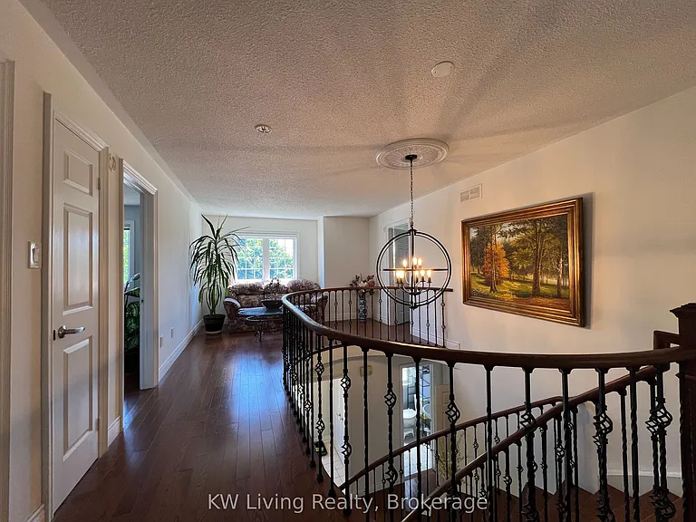 2055 Hadfield Ct — Photo 15