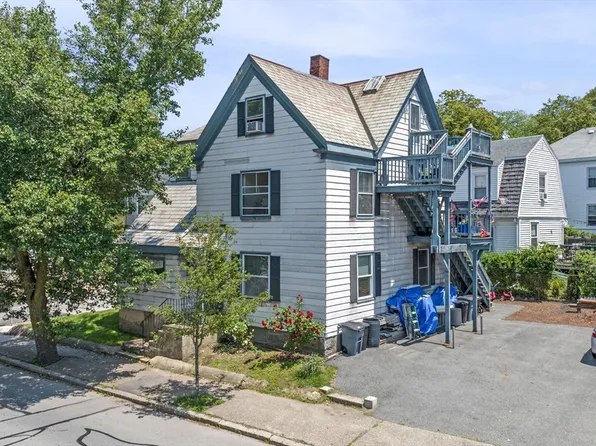343 Cabot St, Beverly, MA 01915