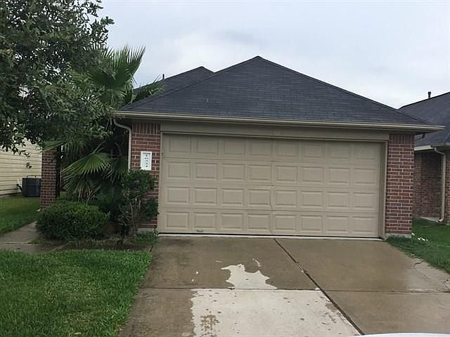 1st image of 16334 Royal Fort Ln