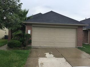 16334 Royal Fort Ln, Houston, TX 77073