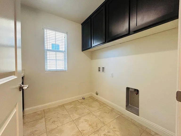 1172 Fox Field Ln — Photo 19