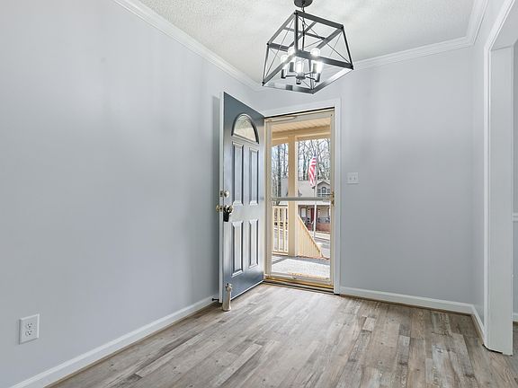 5th image of 5041 Kelley Dr