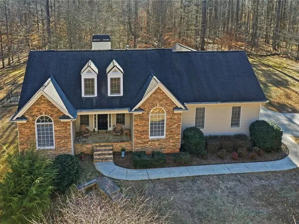 250 Randall Creek Dr, Canton, GA 30115