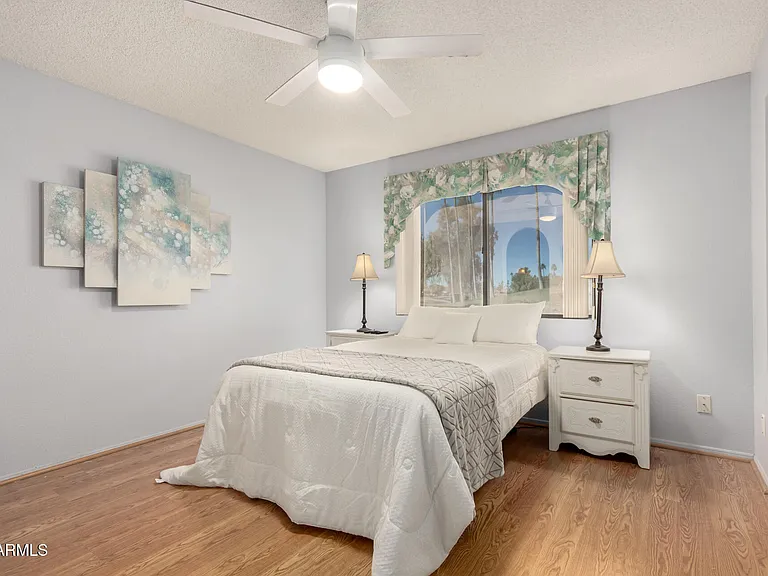 9264 W Morrow Dr — Photo 12
