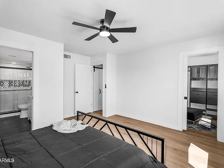 14635 N 37th Pl — Photo 13