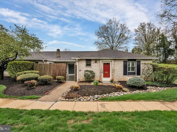 501 N Bethlehem Pike APT 2B, Ambler, PA 19002