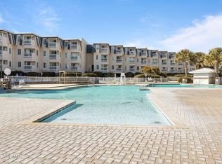 1904 E Fort Macon Rd #180, Atlantic Beach, NC 28512