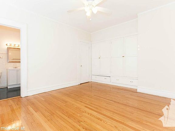 3rd image of 439 W Melrose St #1218