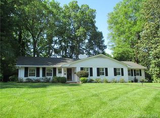 1121 Andover Rd, Charlotte, NC 28211