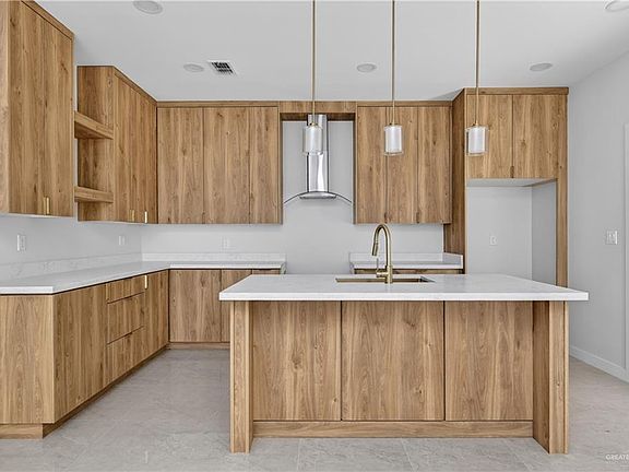 4th image of 3525 E McGrady St