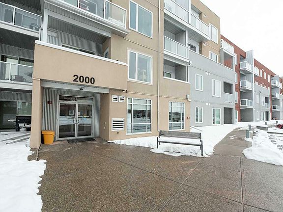 2nd image of 2423 E Lake Blvd NE #2423-604