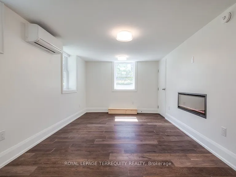 674 Eglinton Ave E #LOWER — Photo 14