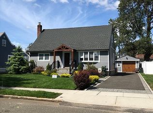 4003 Heywood Rd, Seaford, NY 11783