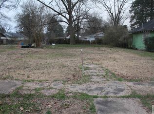 1013 W 5th St, Hope, AR 71801