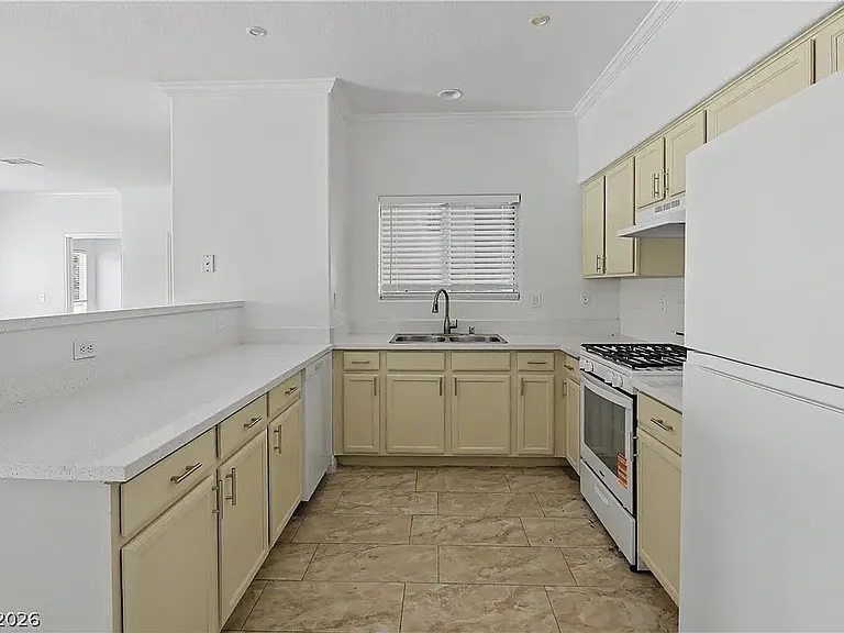 8725 W Flamingo Rd — Photo 12