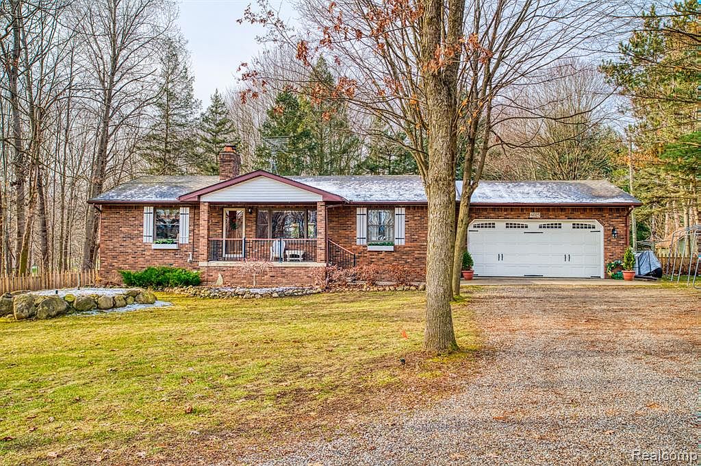 6025 Owosso Rd, Fowlerville, MI 48836 Zillow