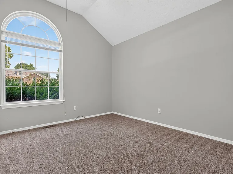 1006 W Cobblefield Way — Photo 11