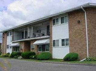 29161 Longview Ave APT 16, Warren, MI 48093