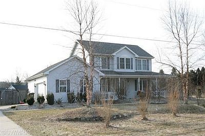 1st image of 9046 Owen Dr