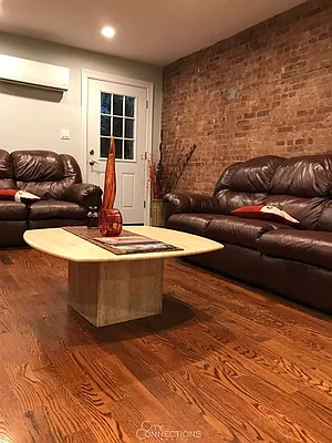 Rented by City Connections Realty | media 26