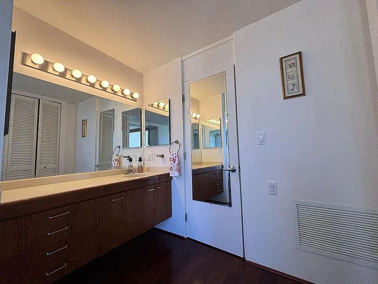 469 Ena Rd #2104 — Photo 12