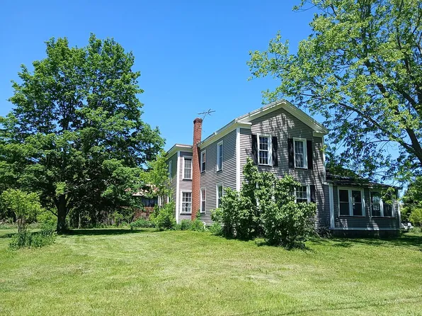 7179 N Bergen Rd, Bergen, NY 14416