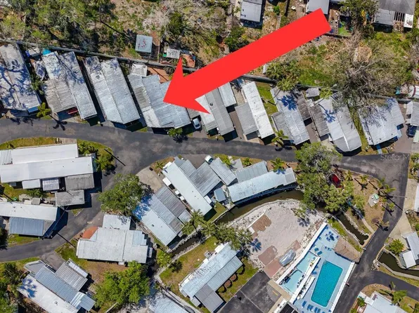 8600 42nd Pl N #11, Saint Petersburg, FL 33709