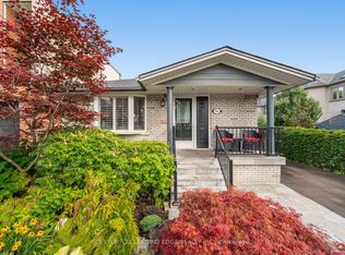 586 Curzon Ave, Mississauga, ON L5G1P9