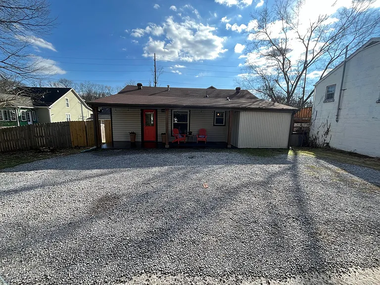 3710 Murphy Rd #B — Photo 4