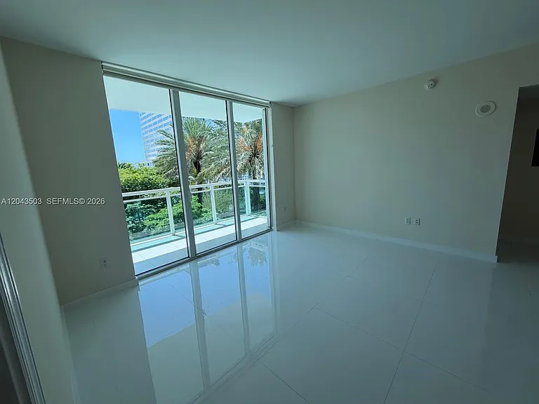 951 Brickell Ave #1206 — Photo 5