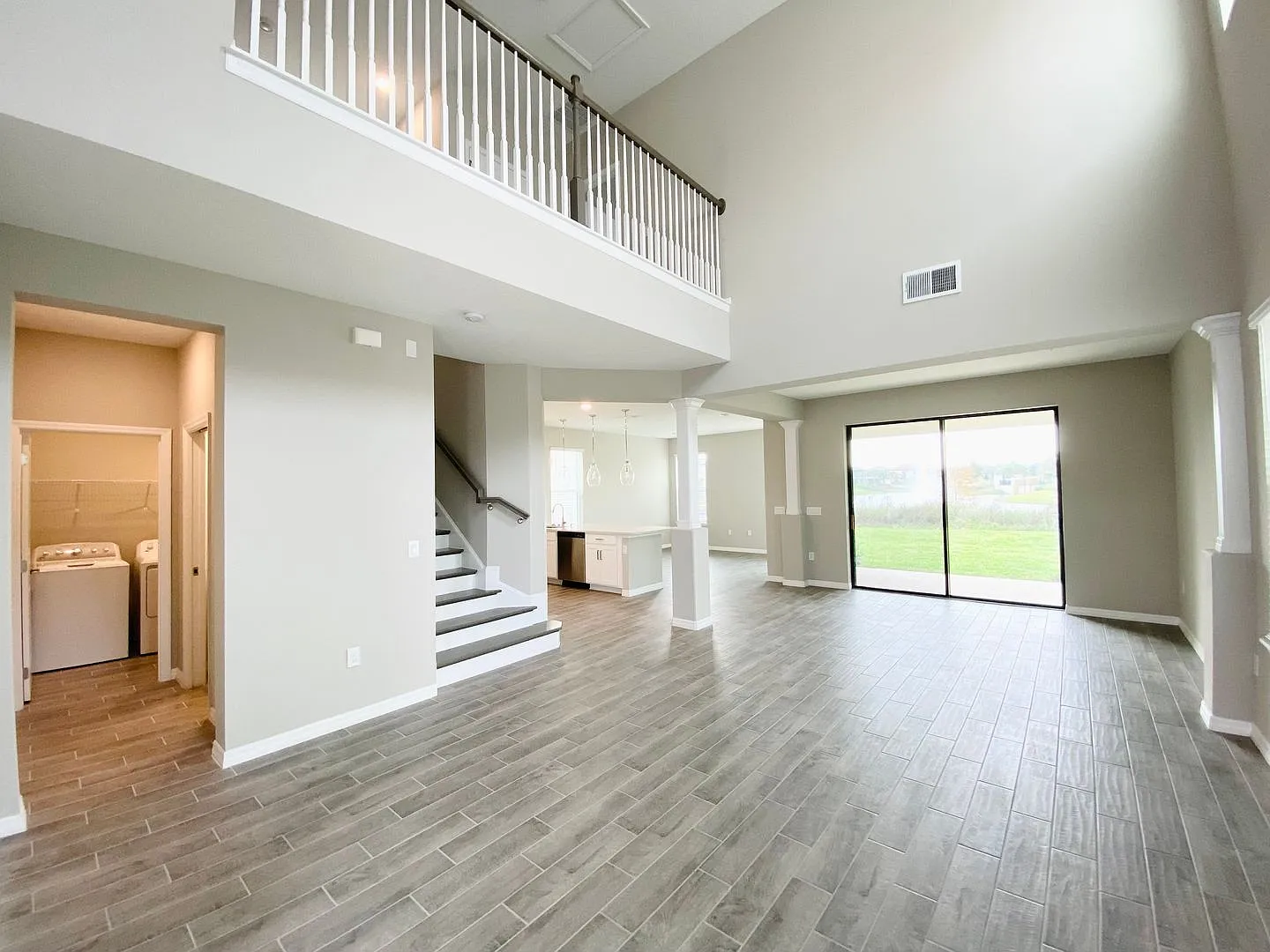 Awesome Home Ready for you in Winter Park — Photo 3