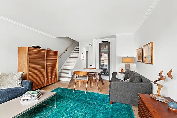 Sold by Triplemint | media 3