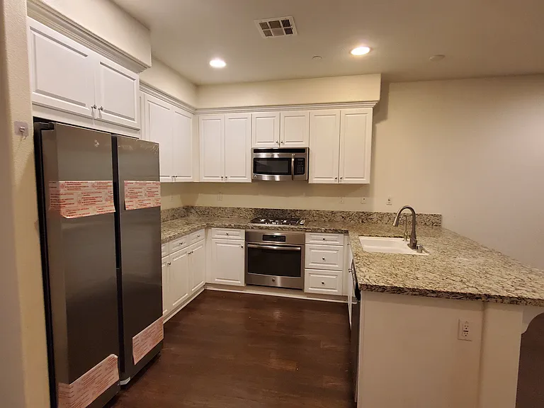 17052 Liberty Way — Photo 8