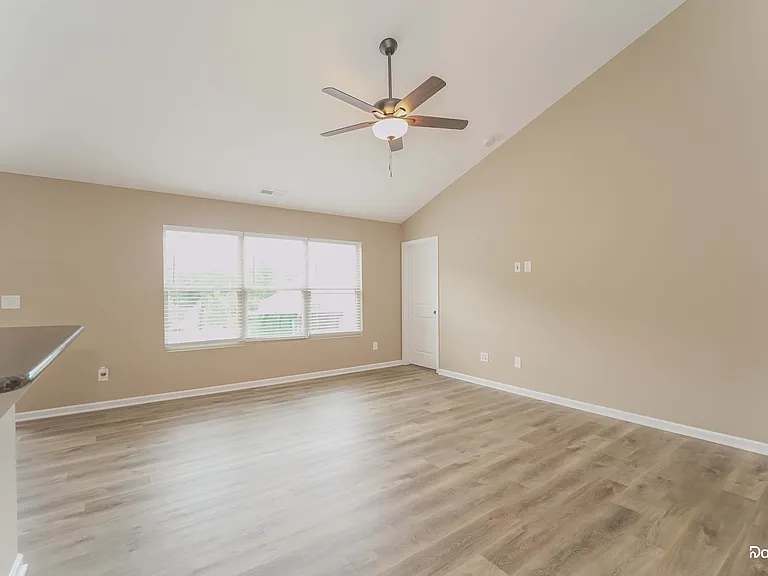 3038 Parsifal Ln — Photo 7