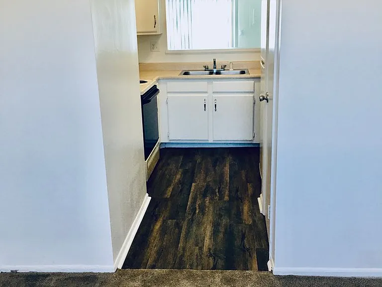 Villages on Madison Apartments — Photo 53