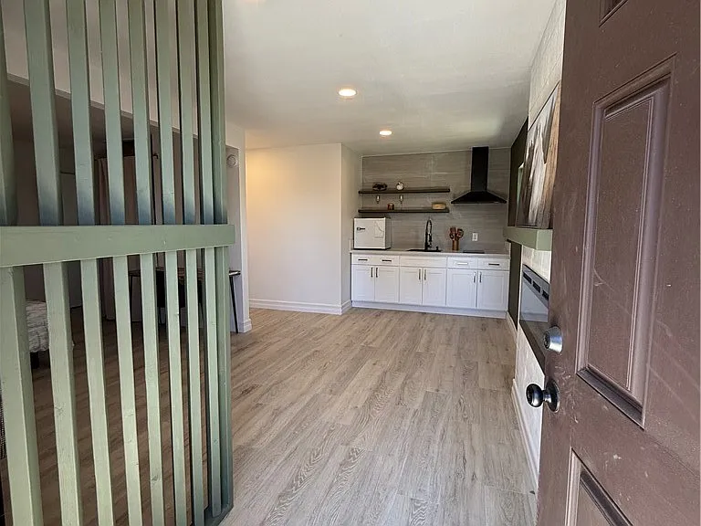 9925 Redwood Ave — Photo 20