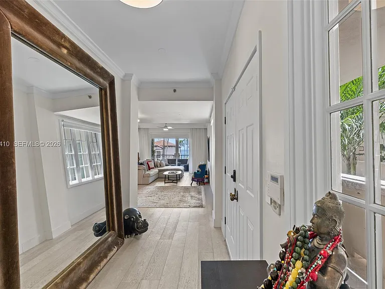 19122 Fisher Island Dr #19122 — Photo 34