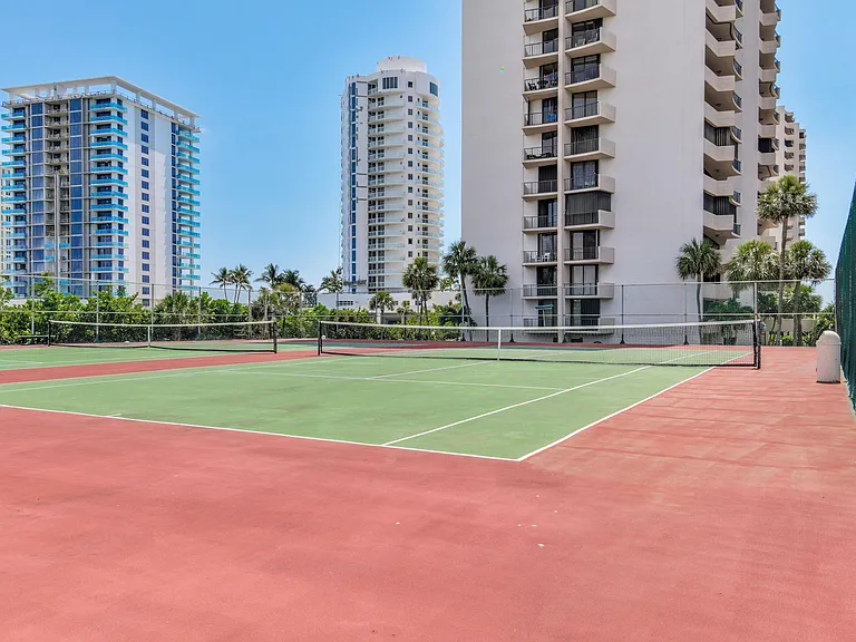 4200 N Ocean Dr #1 — Photo 21