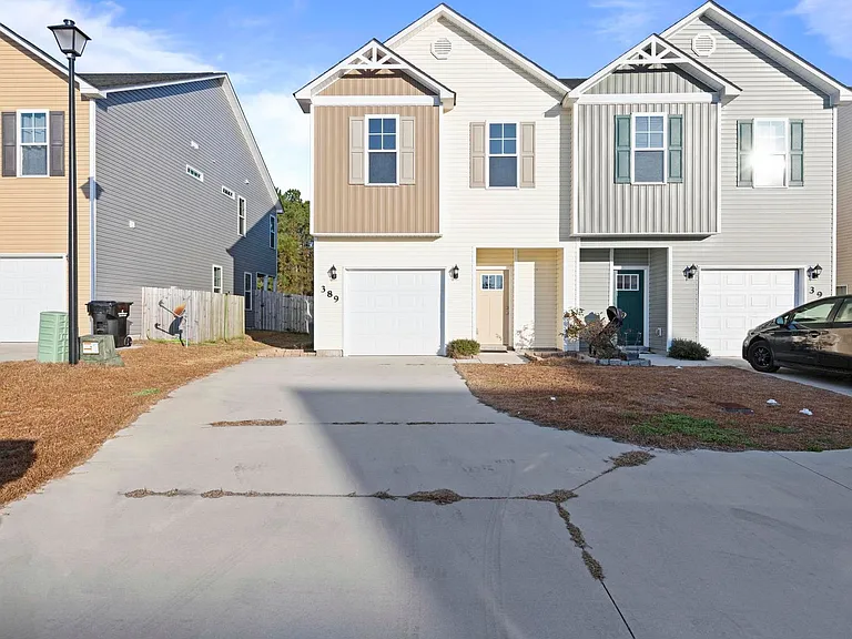 389 Frisco Way — Photo 2