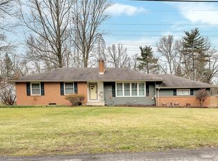 387 Cranberry Run Dr, Youngstown, OH