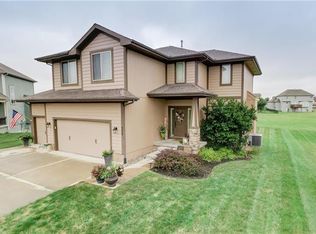 8060 NE 100th Pl, Kansas City, MO 64157