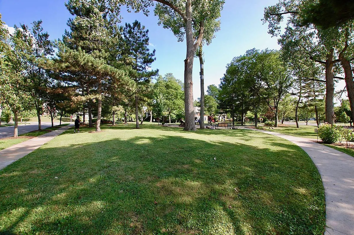 Building Photo - 3559 Gridley Rd #A