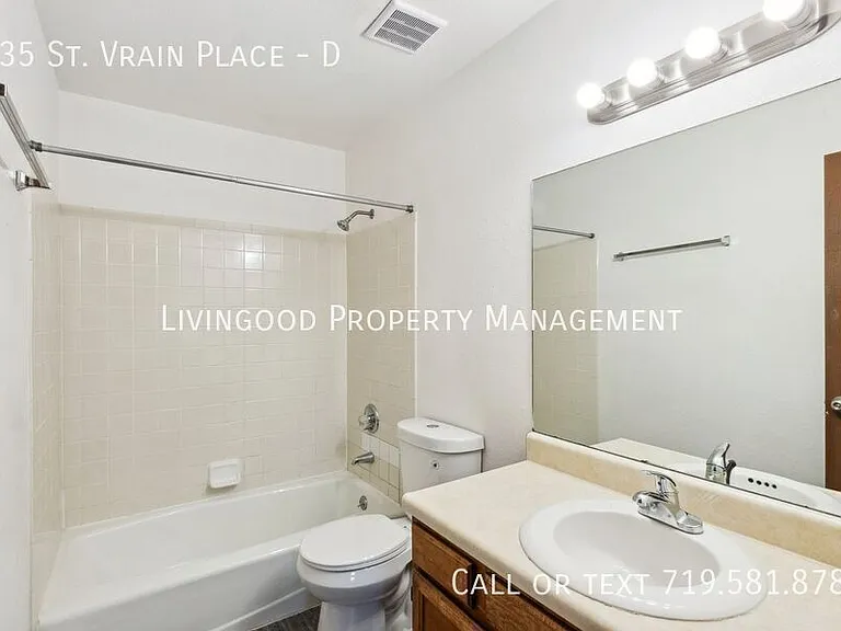435 Saint Vrain Pl #D — Photo 9